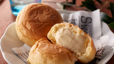 Cream Cheese Bun Hattendo Café Hong Kong